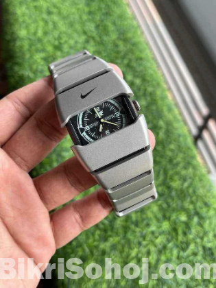 RC Nikee Chain Watch